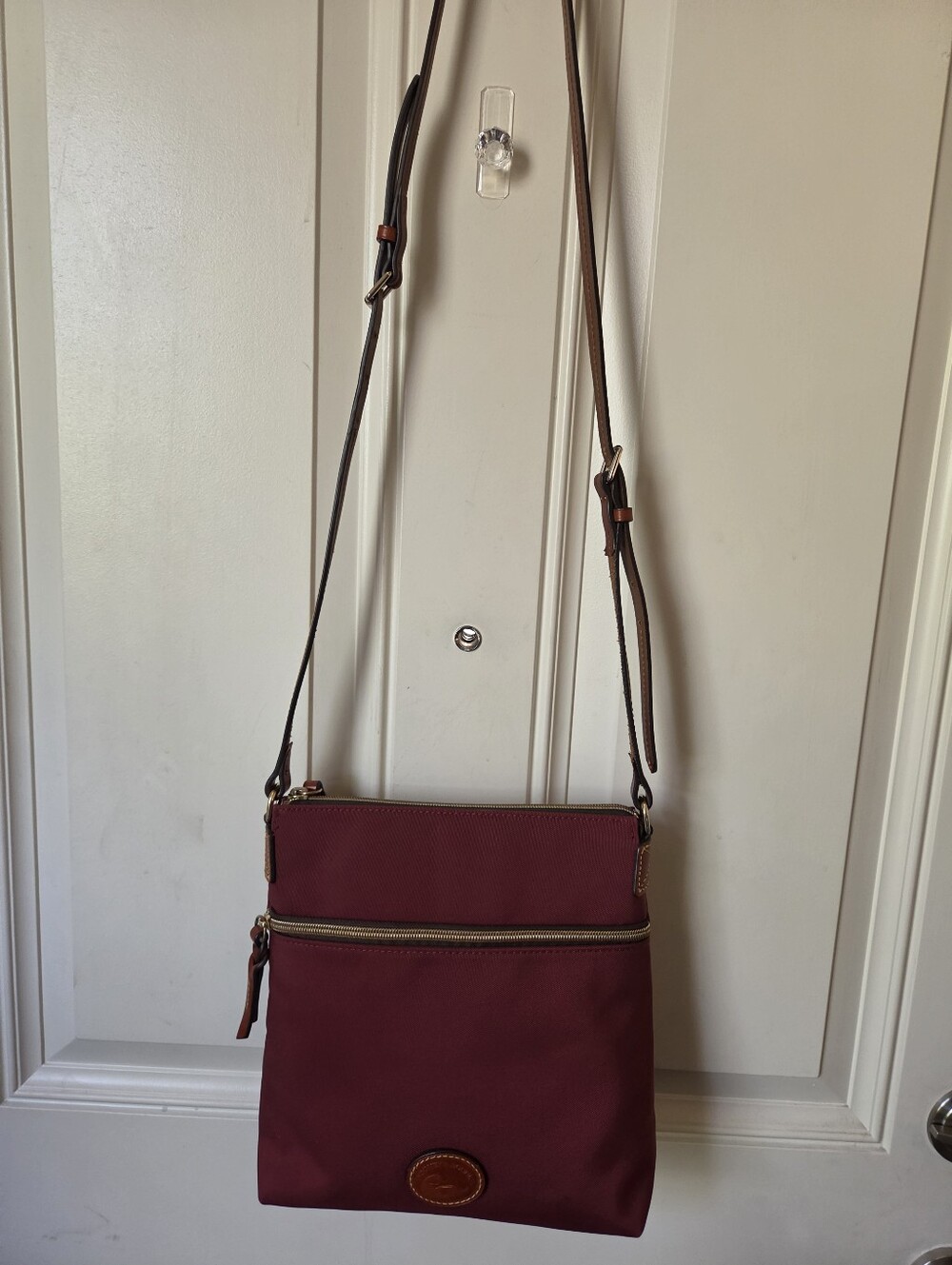 Dooney & Bourke Burgundy Nylon Crossbody with Gold Hardware ❤️💛 - Picture 6 of 10